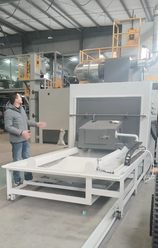 北屯喷砂机在汽车制造中的表面处理应用